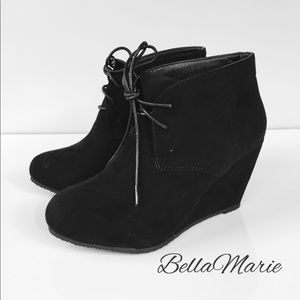Women New with Box bootie boots comfortable 